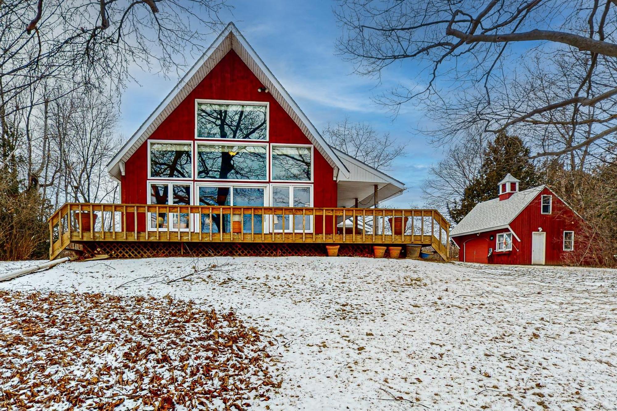 Southern Point Cottage At Inselheim Road South Hero Exterior photo